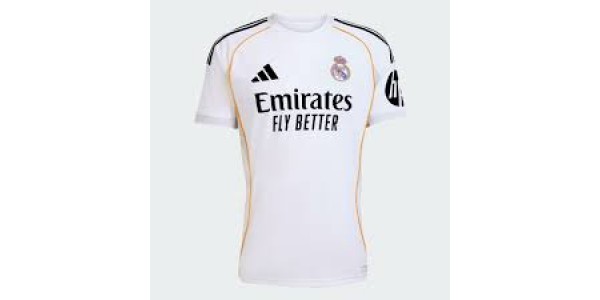 Numer 9 Realu Madryt siedzi na ławce